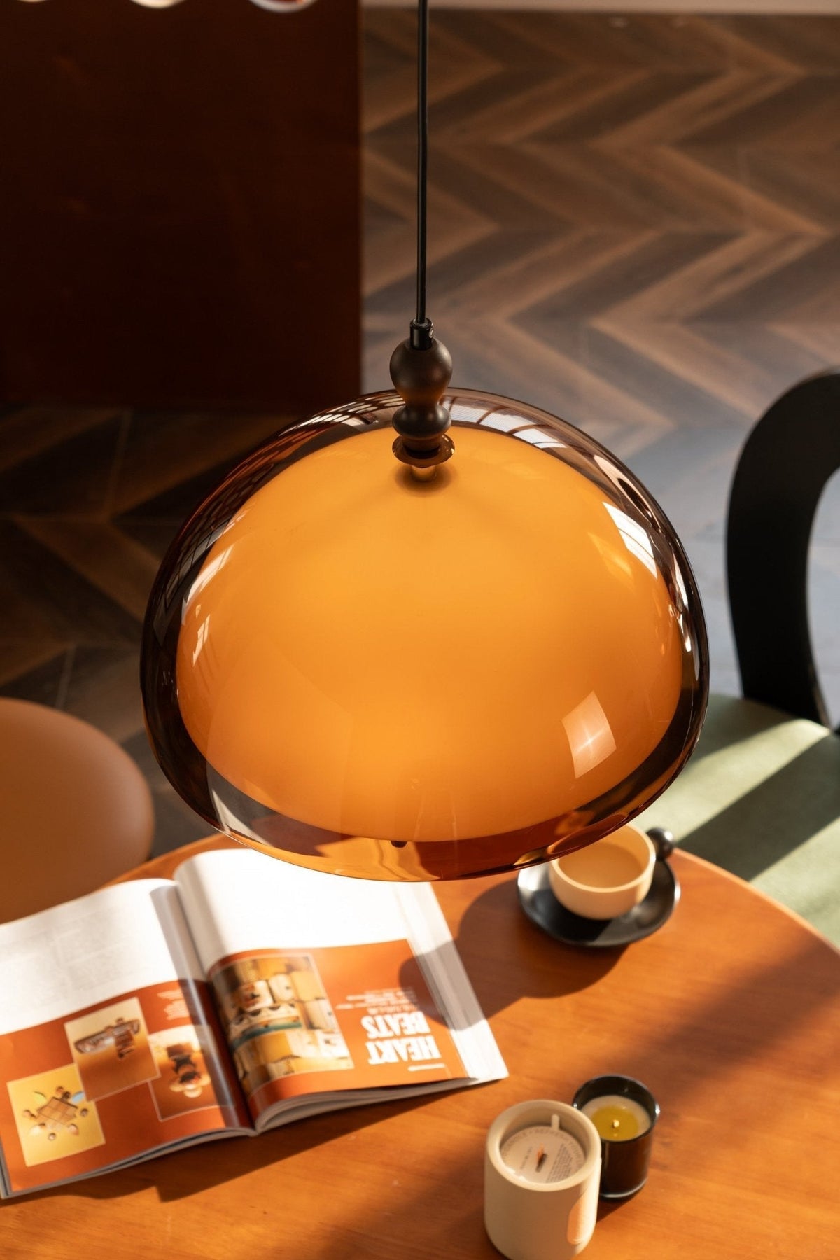 Cindariel hanglamp met bolvormige kap