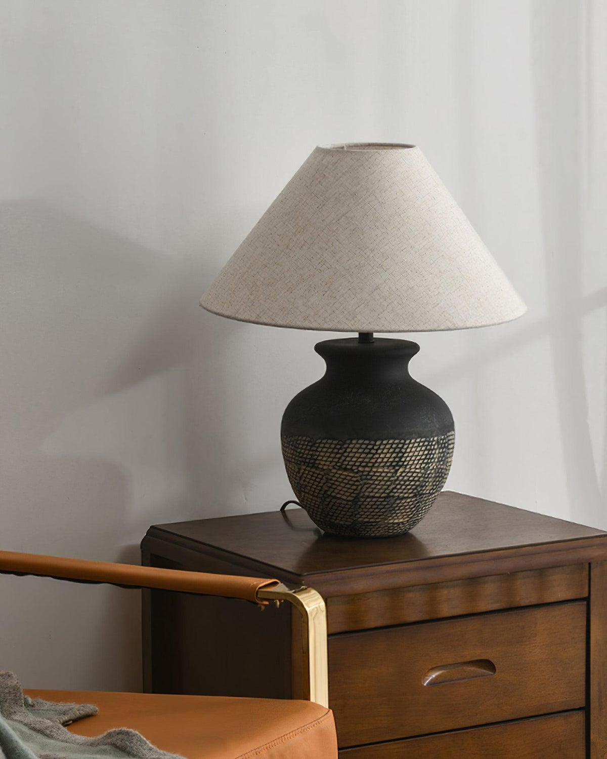 Crin Minimalistische tafellamp van keramiek