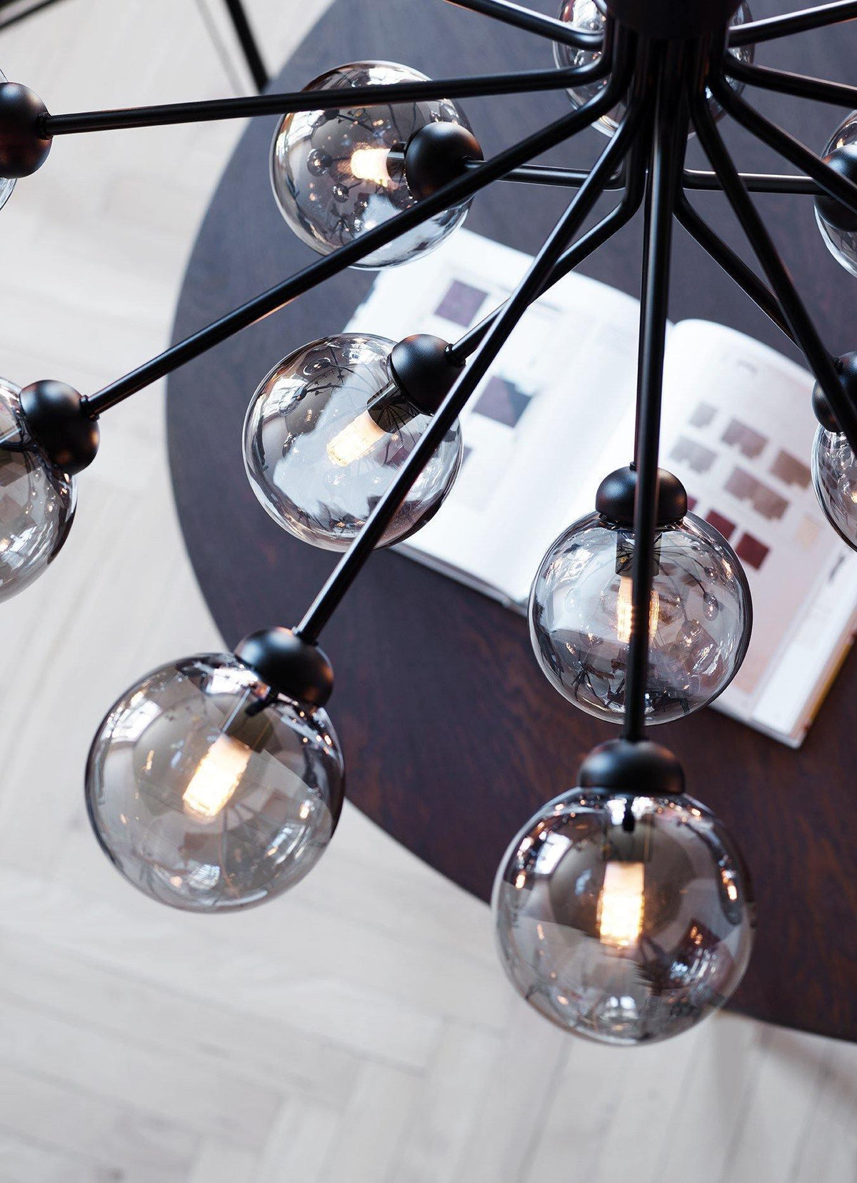 Eirelelle Hanglamp Glas cluster van glazen bollen Messing