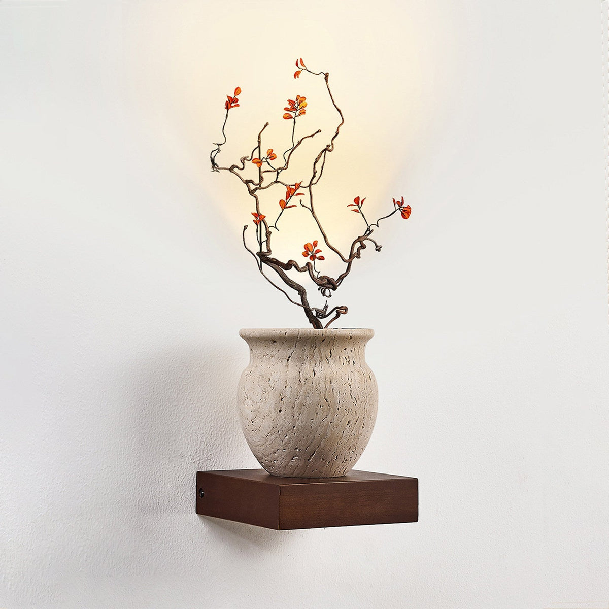 Teriinine sculpturale wandlamp