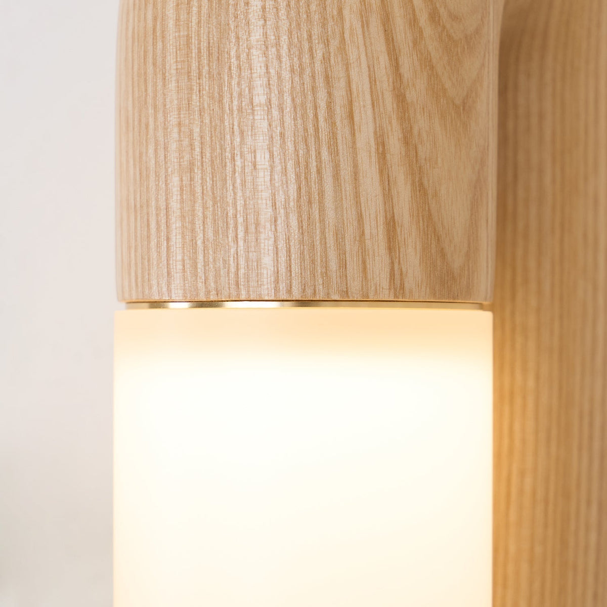 King Moderne minimalistische wandlamp van hout