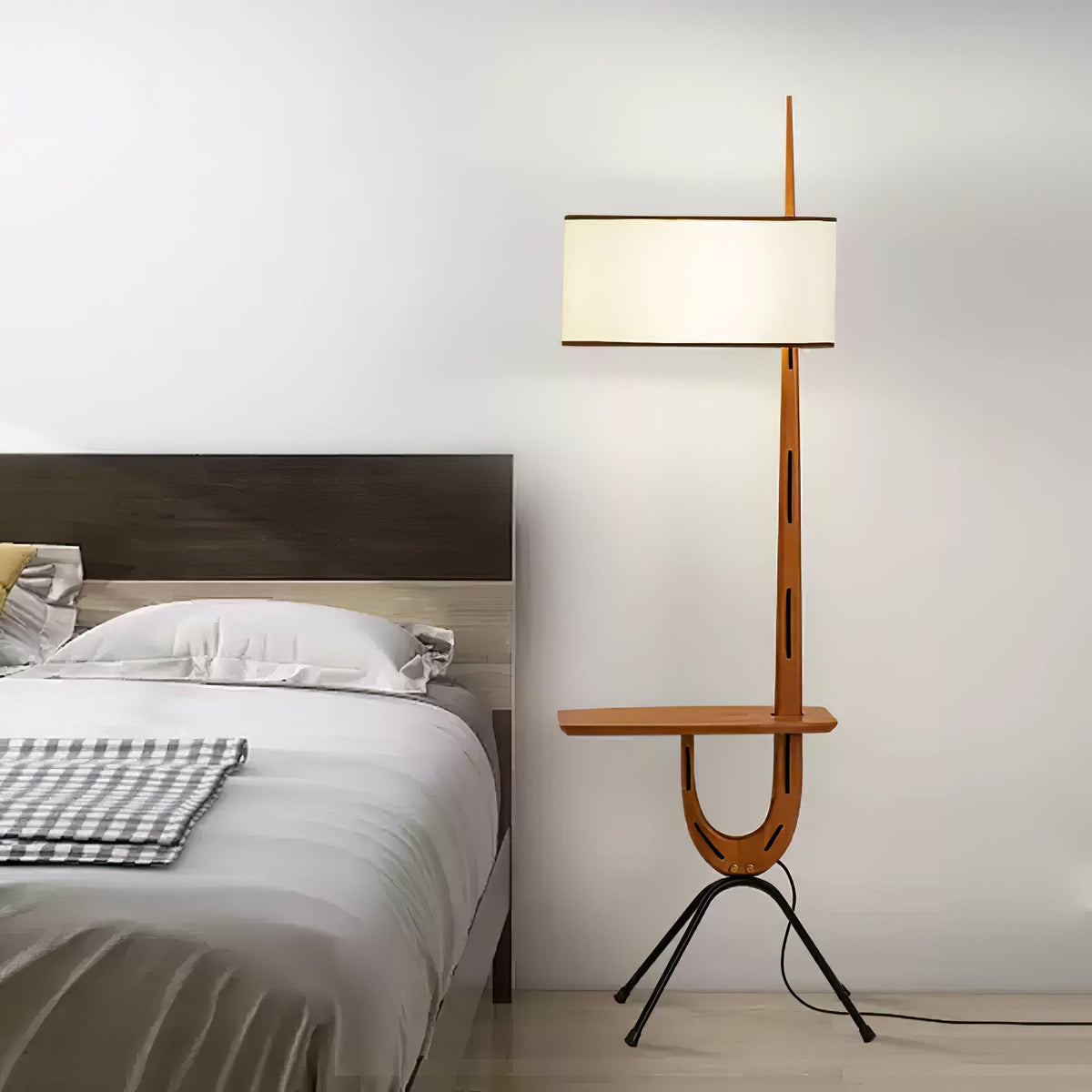 Vemara Mid Century Houten vloerlamp