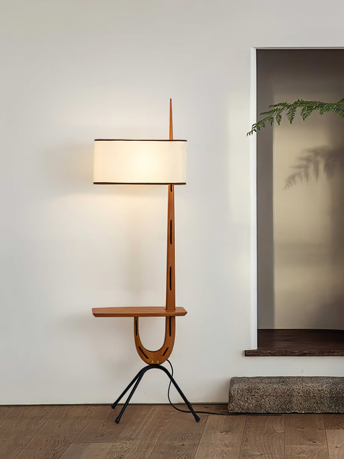 Vemara Mid Century Houten vloerlamp