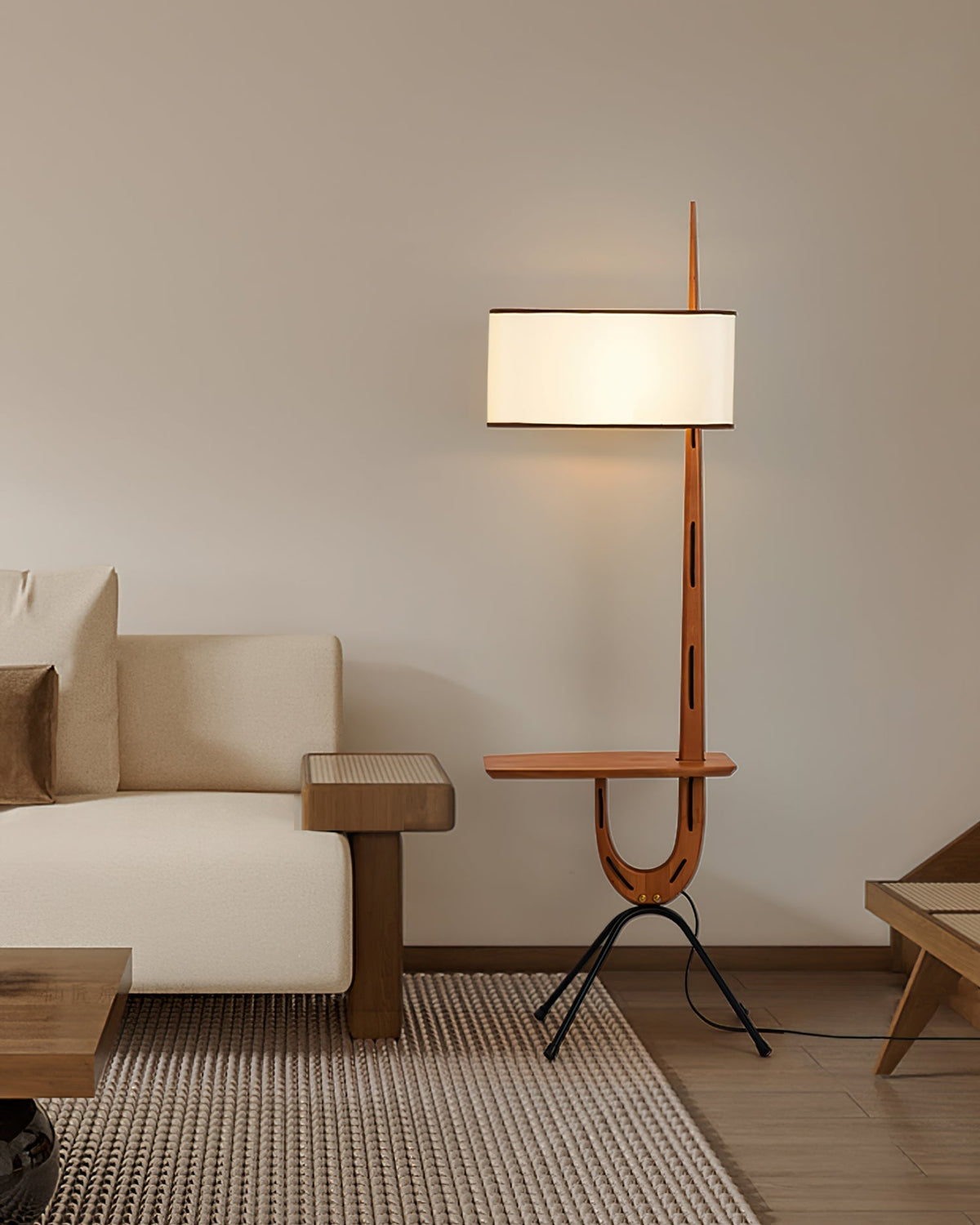 Vemara Mid Century Houten vloerlamp
