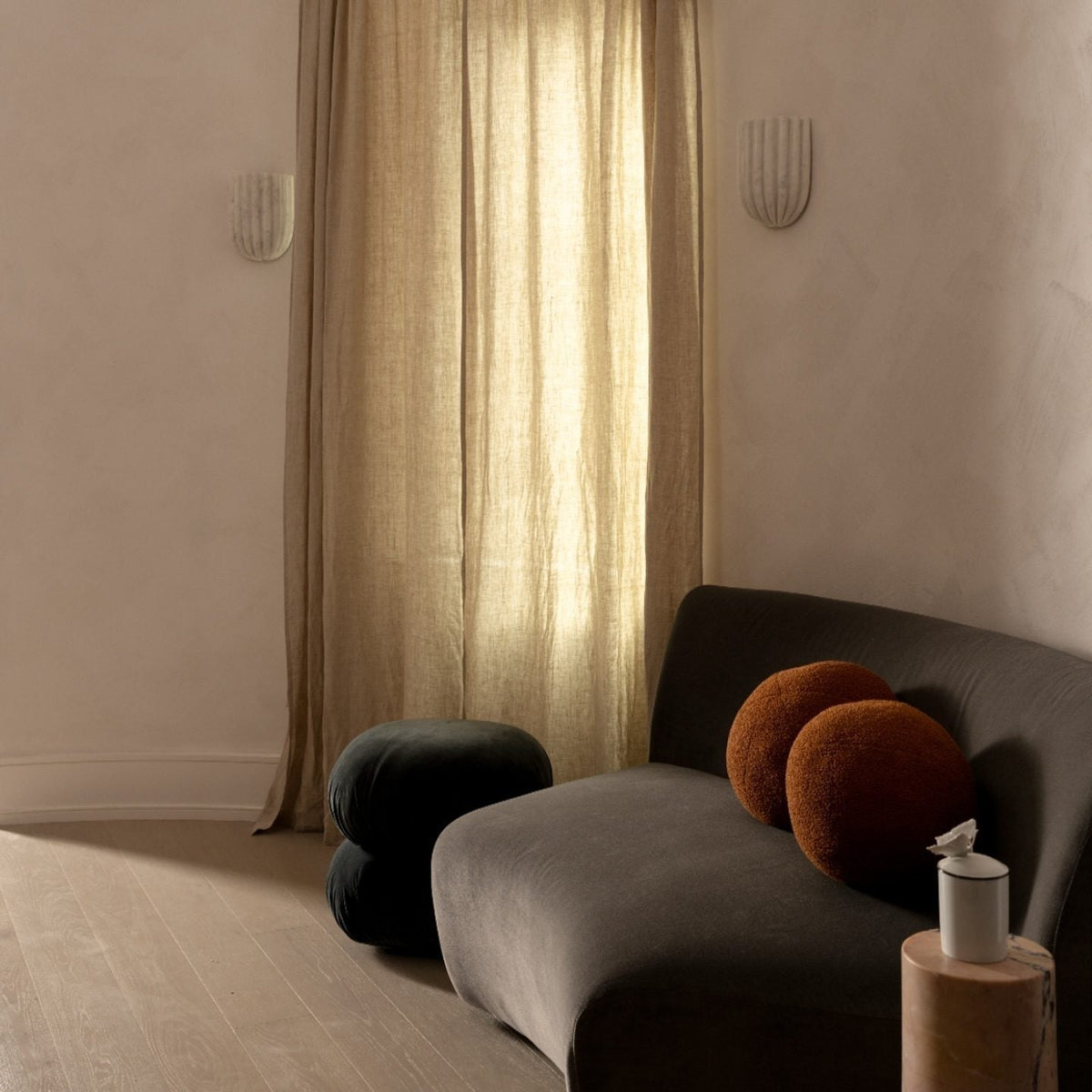 Tinduvys elegantie Ariel Enkele Marmeren Gefluteerde wandlamp