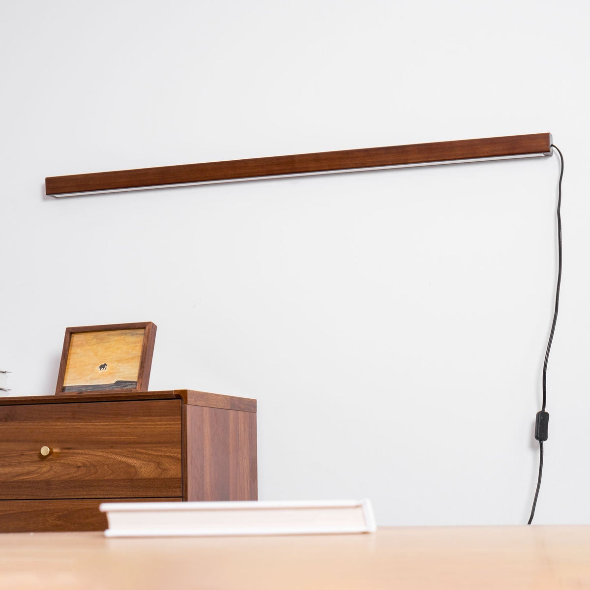 Bryf wandlamp Lineair Hout Met Stekker