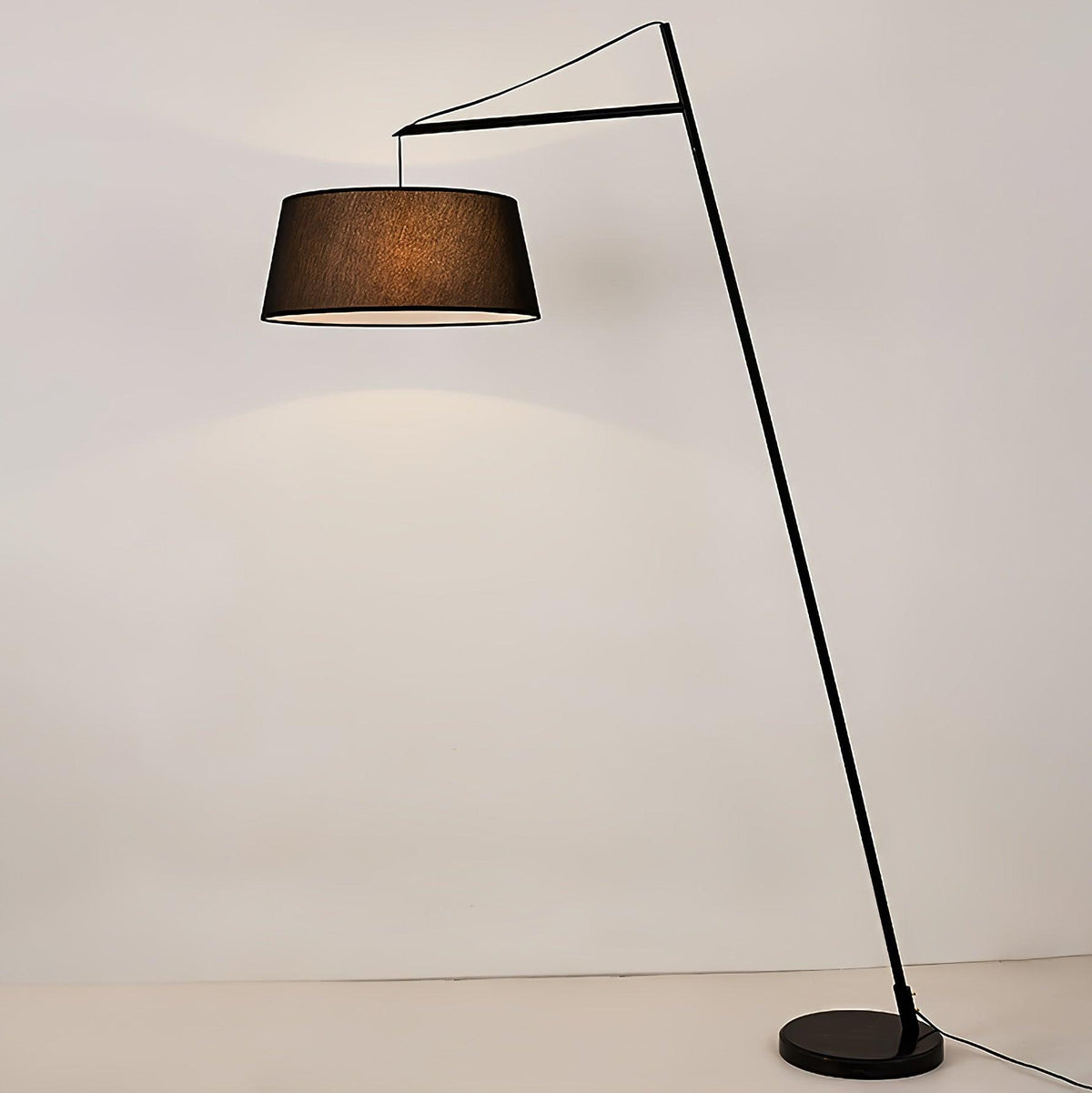 Votalyra moderne vloerlamp met stoffen kap