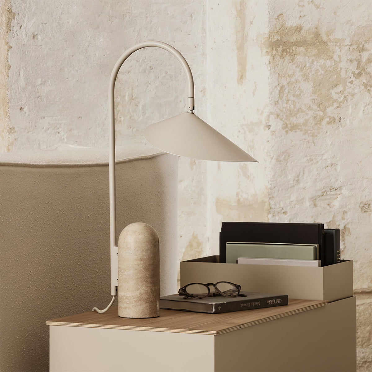 Selva Arc Leaf tafellamp