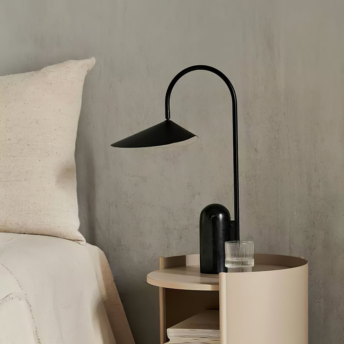 Selva Arc Leaf tafellamp