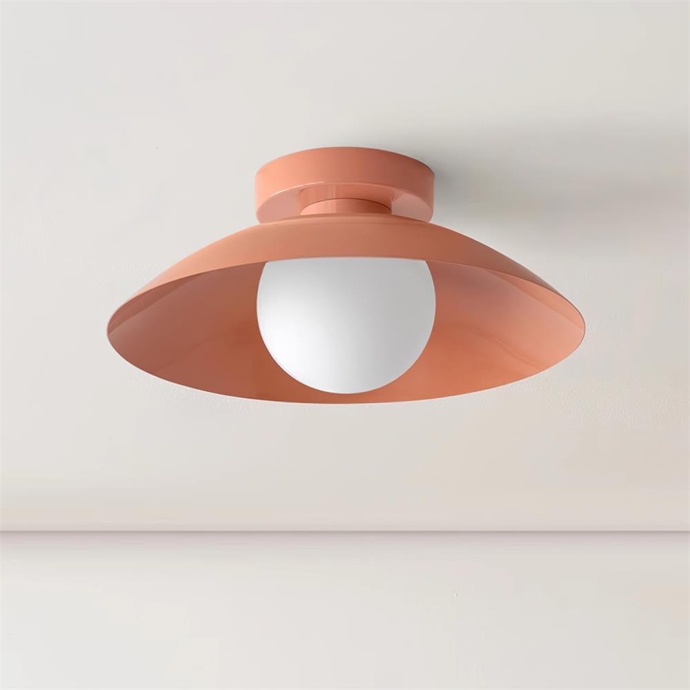 Plafondlamp met metalen plafondkap en glazen kap in diverse kleuren