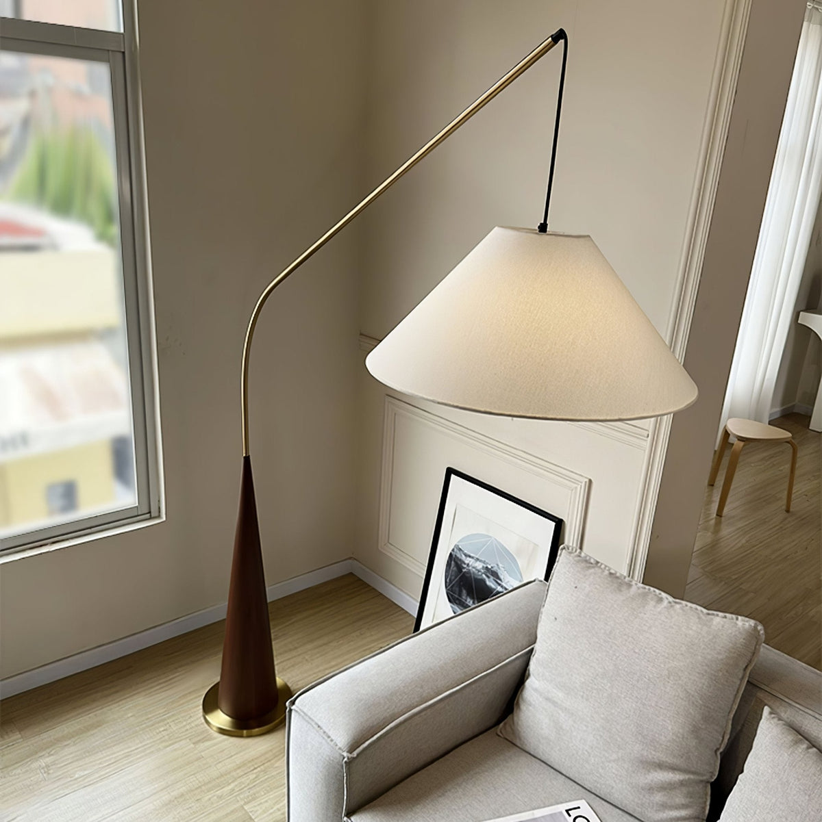 Uriah Minimalistische vloerlamp met stoffen kap