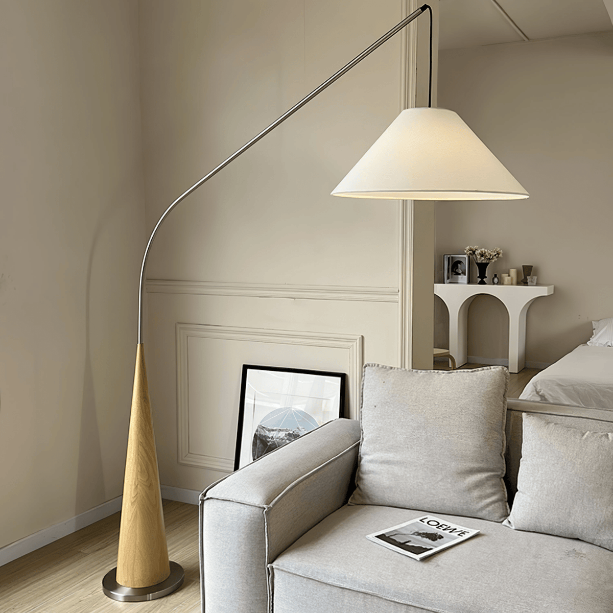 Uriah Minimalistische vloerlamp met stoffen kap