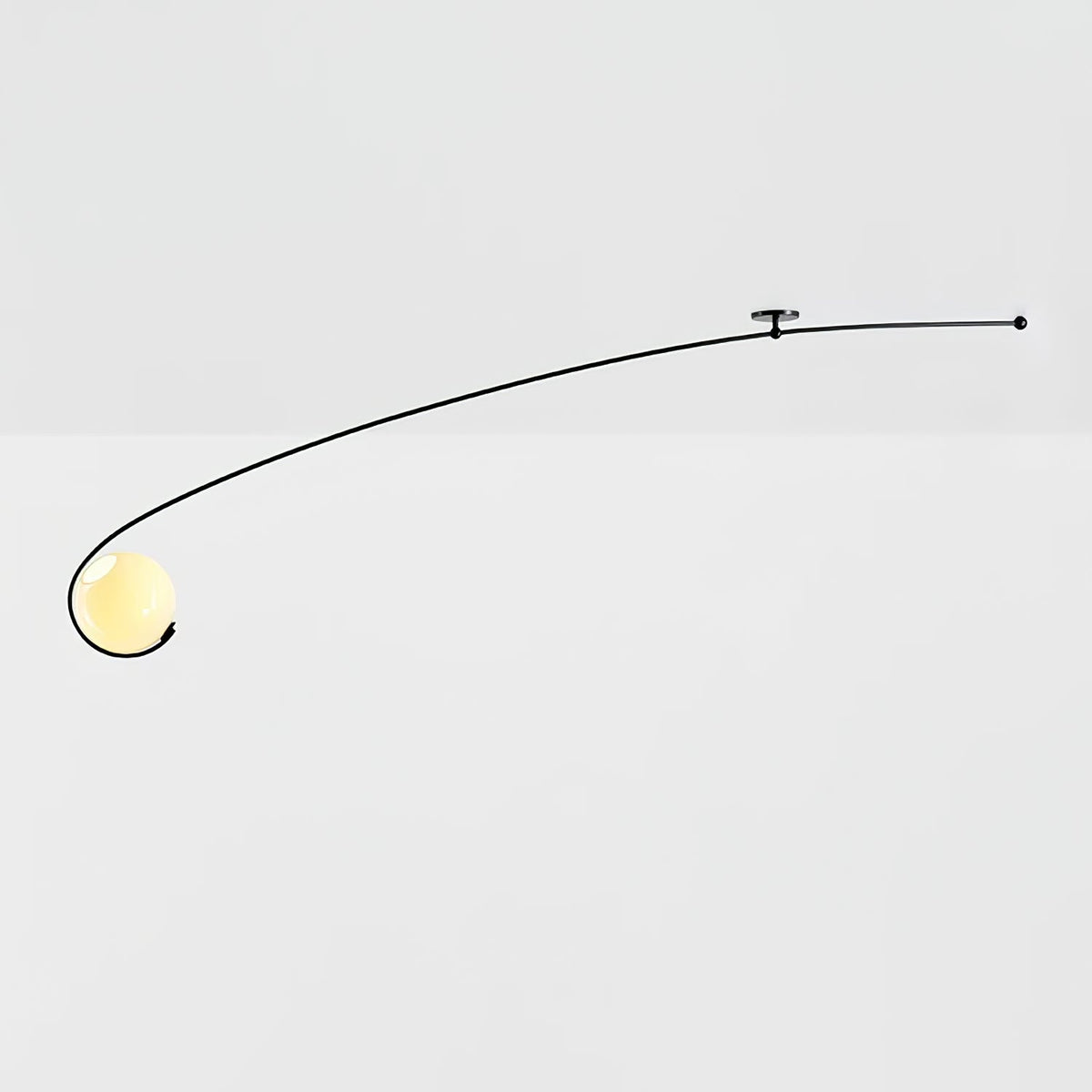 Elsoris Moderne minimalistische plafondlamp van glas met gebogen vorm