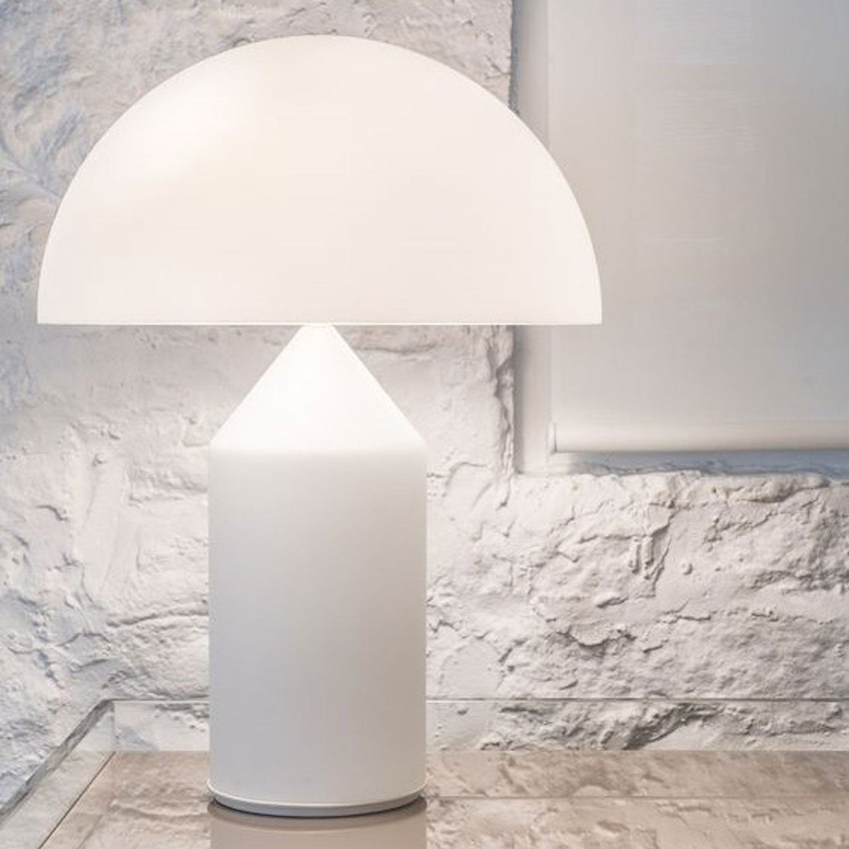 Celanielle tafellamp met matglas