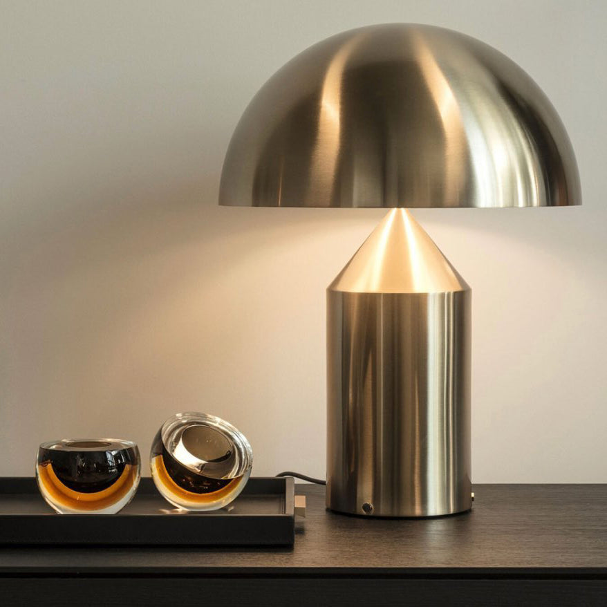 Selisina Industriële minimalistische tafellamp