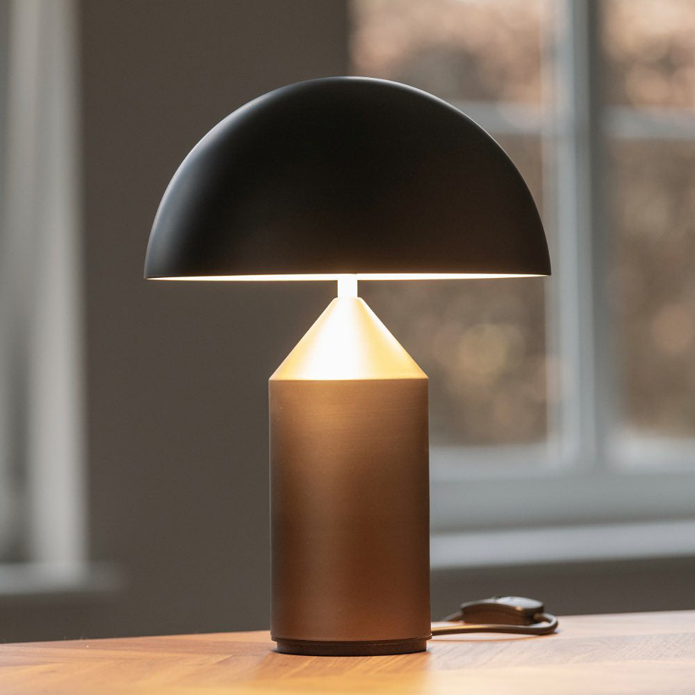 Selisina Industriële minimalistische tafellamp