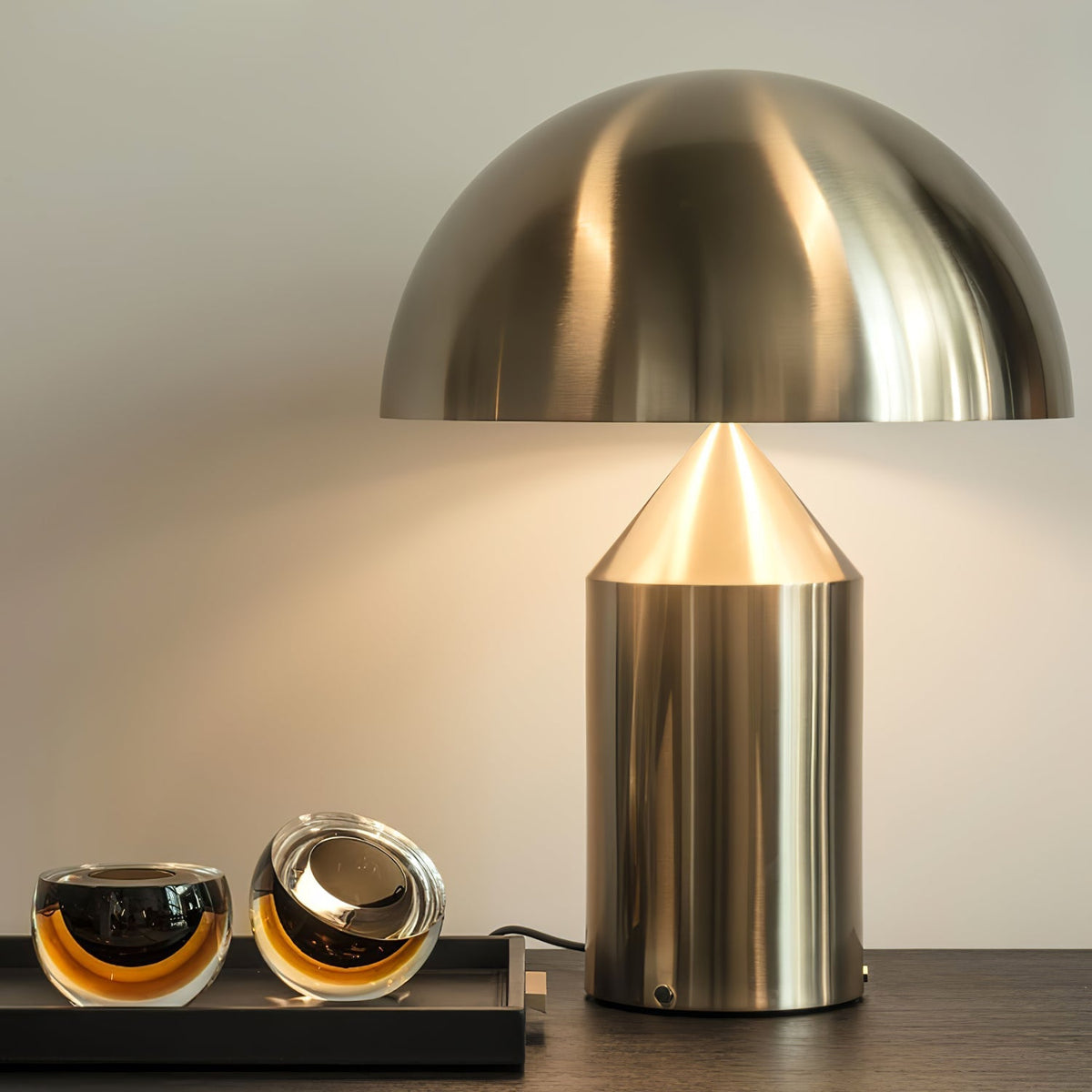 Selisina Industriële minimalistische tafellamp