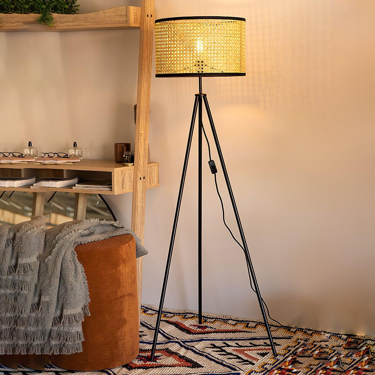 Trio Vintage Bamboe vloerlamp