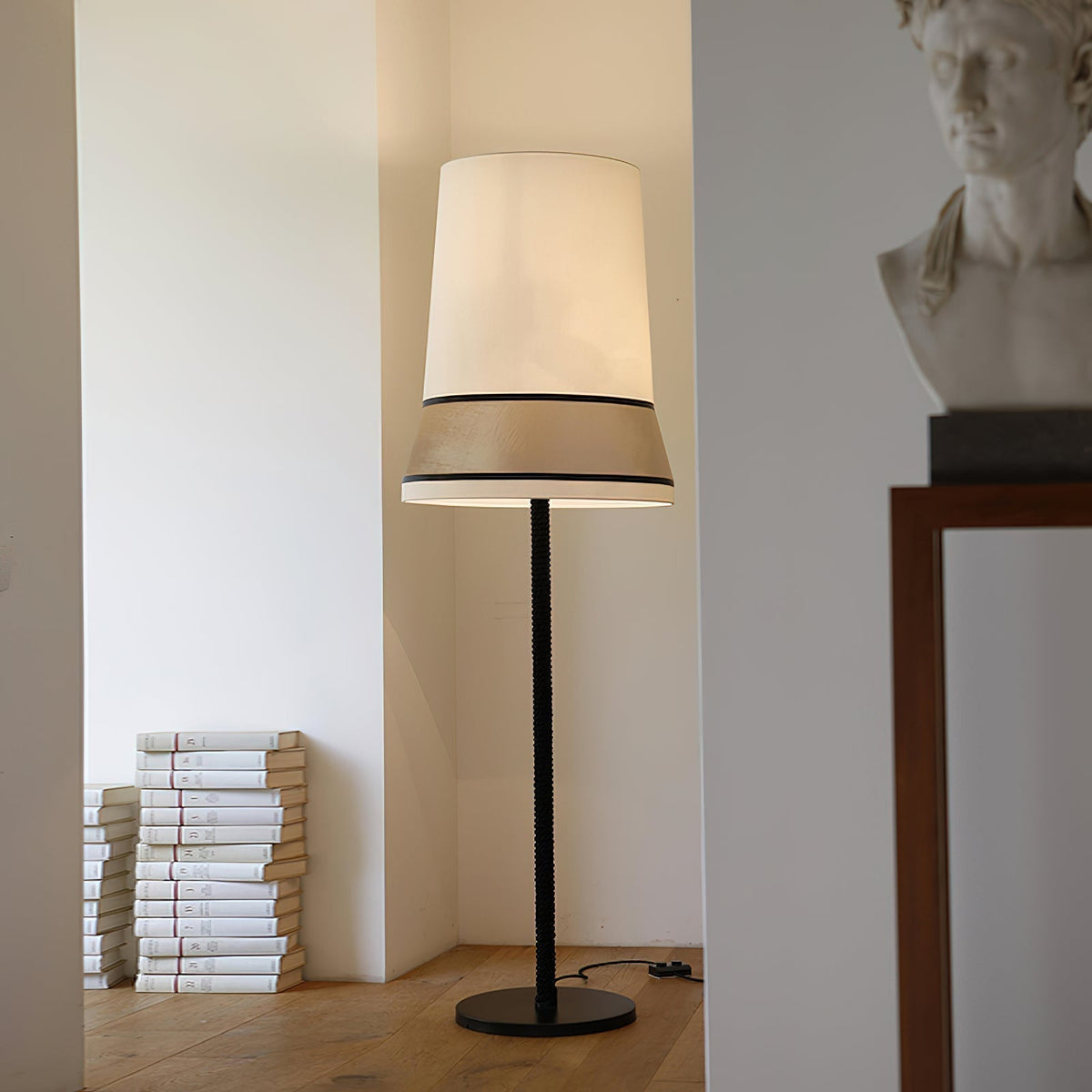 Clarak Contardi vloerlamp