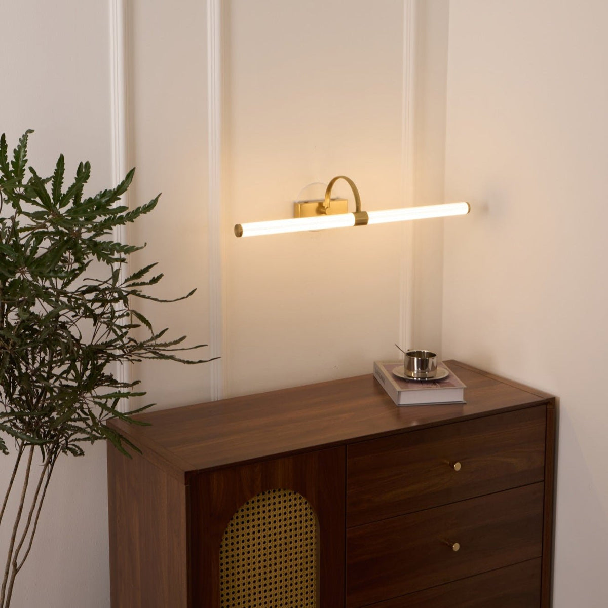 Beryl Moderne minimalistische wandlamp van messing
