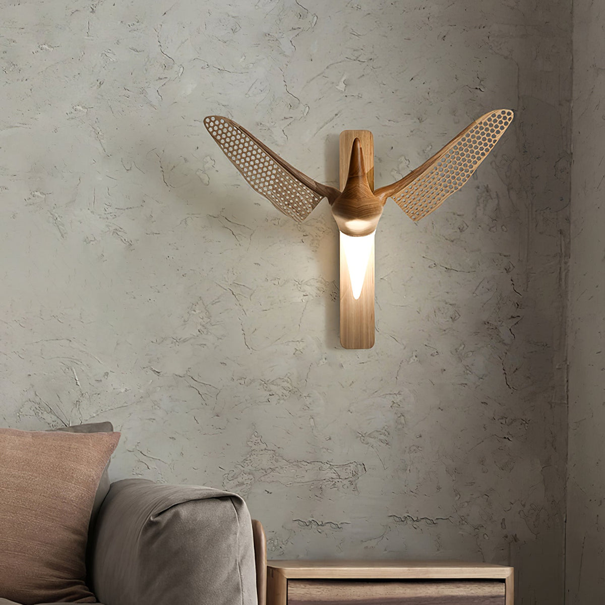Avesa Individual Creativity wandlamp van walnoot
