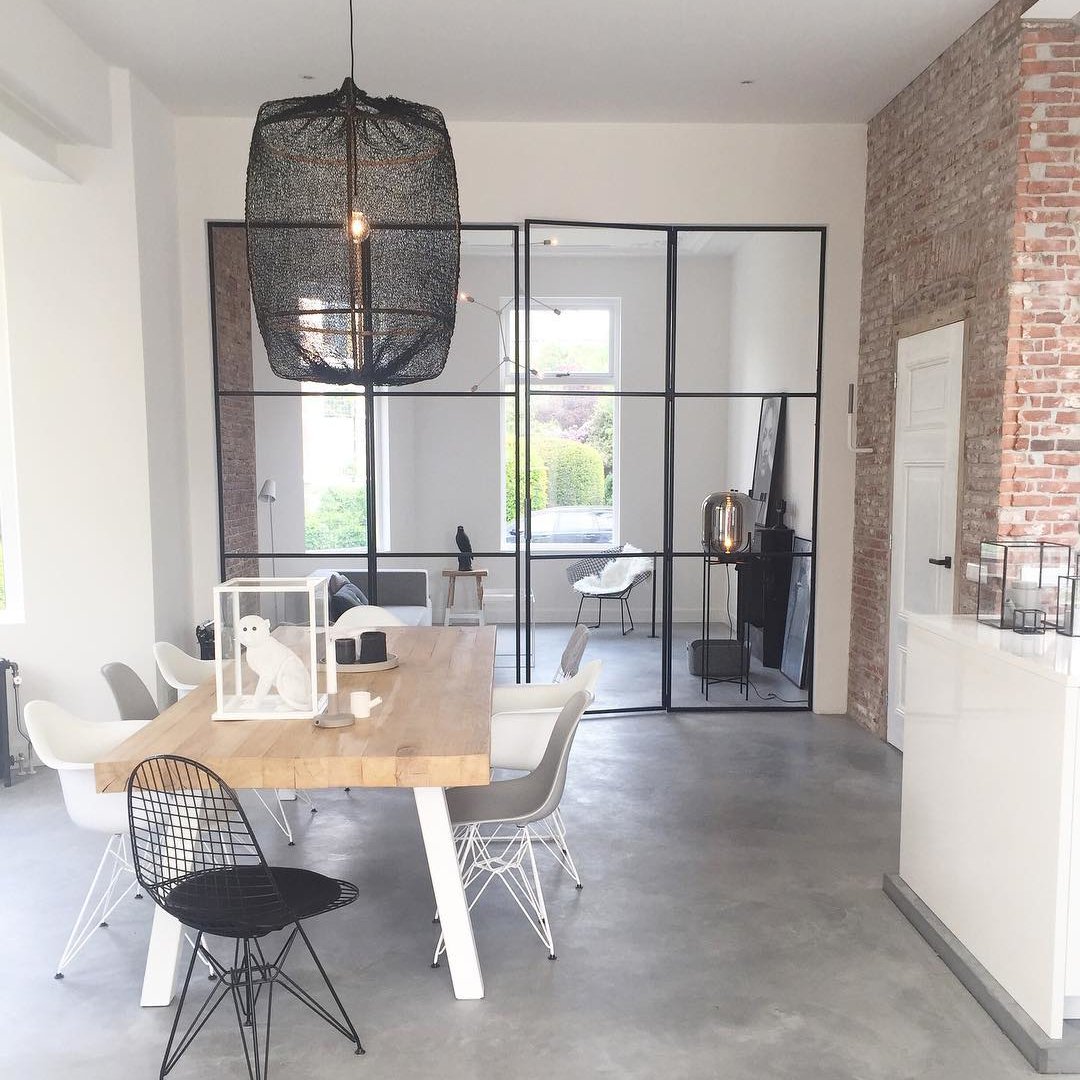 Arioelia hanglamp met bamboe lampenkap voor de woonkamer