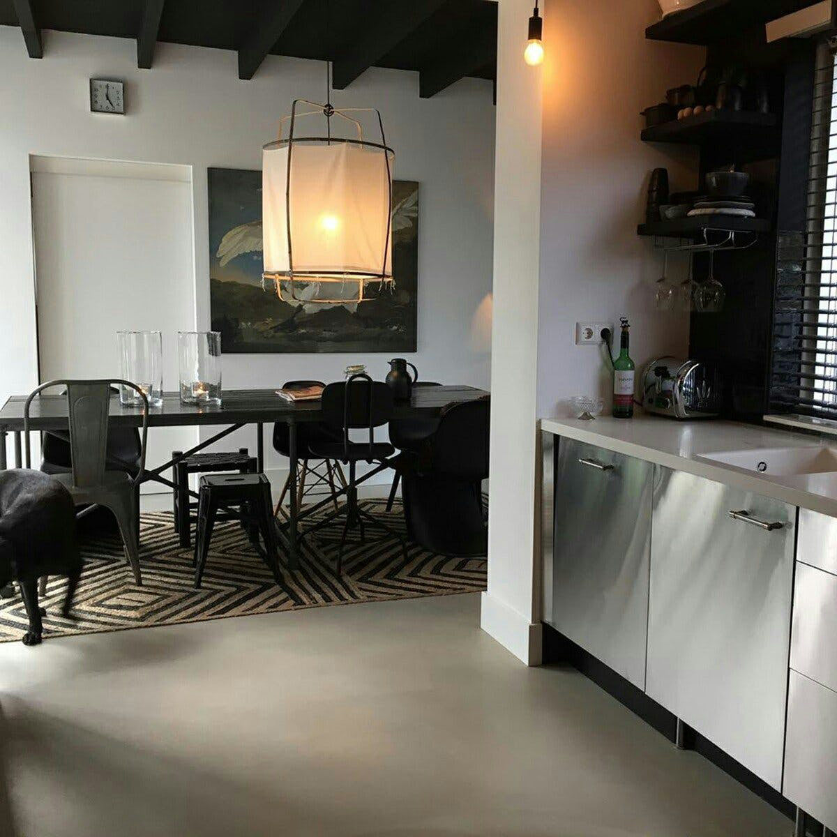 Arioelia hanglamp met bamboe lampenkap voor de woonkamer