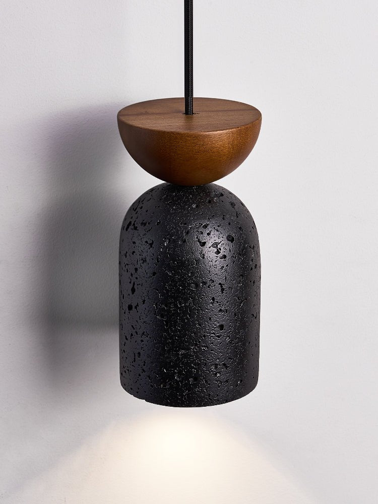 Iris hanglamp met zwarte travertin en donker walnoot