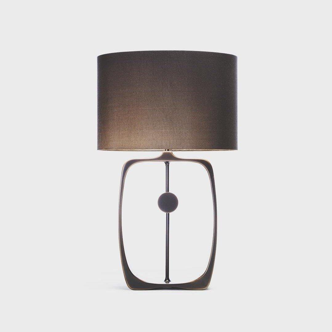 Frank moderne tafellamp