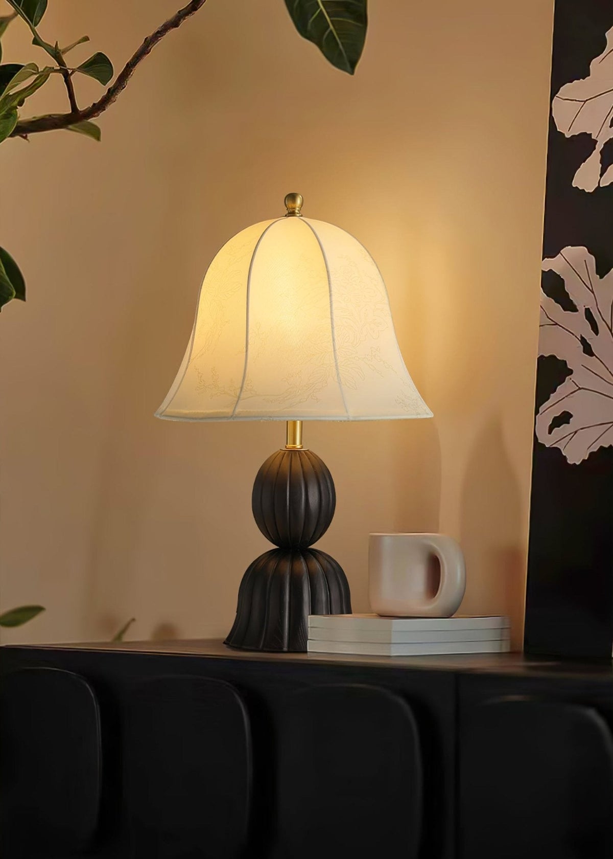 Aldiia Vintage tafellamp van stof en hout