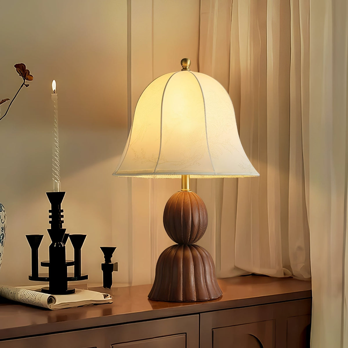 Aldiia Vintage tafellamp van stof en hout