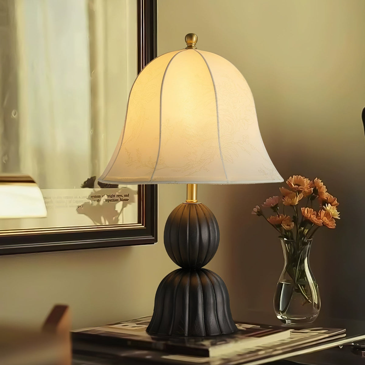 Aldiia Vintage tafellamp van stof en hout