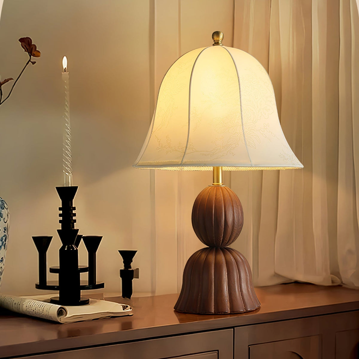 Aldiia Vintage tafellamp van stof en hout