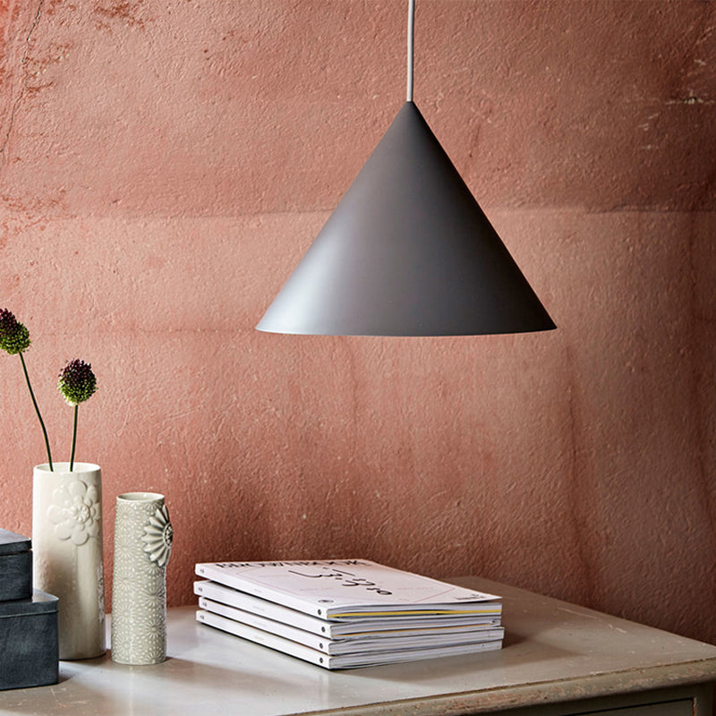 Caeluvyu moderne minimalistische hanglamp van donker metaal