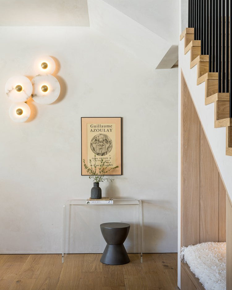 Slanke moderne minimalistische wandlamp van albast