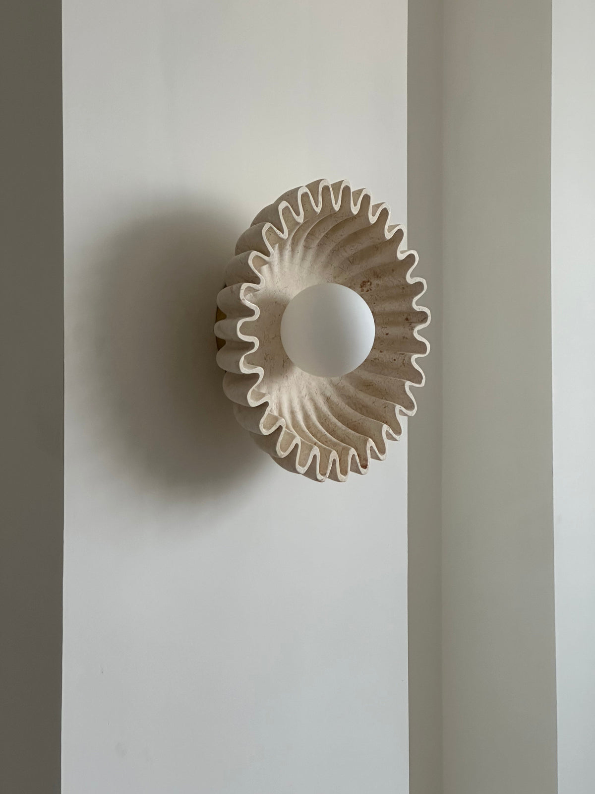 Avenisielle wandlamp