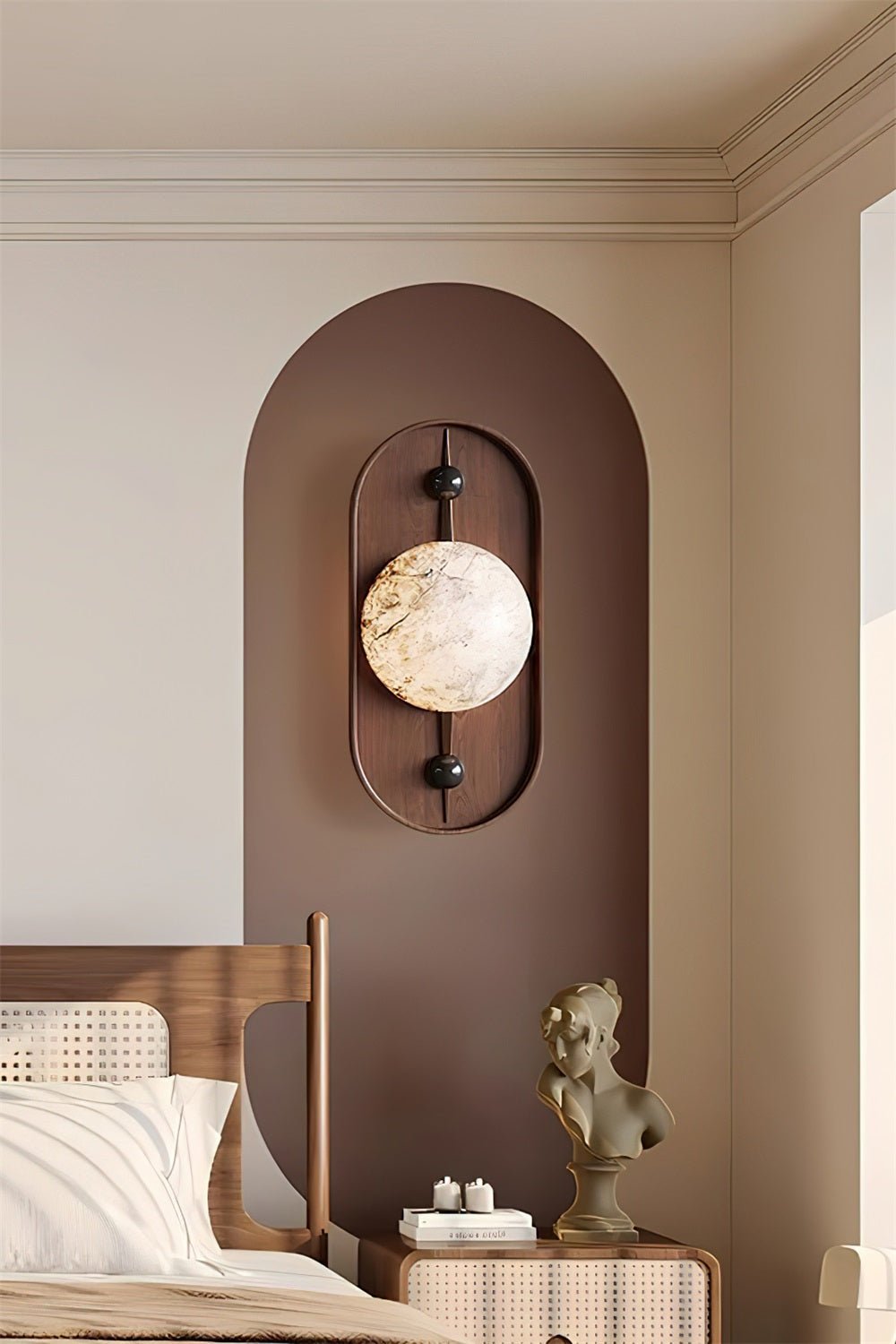 Lyvaran Oval albasten wandlamp van Walnoot