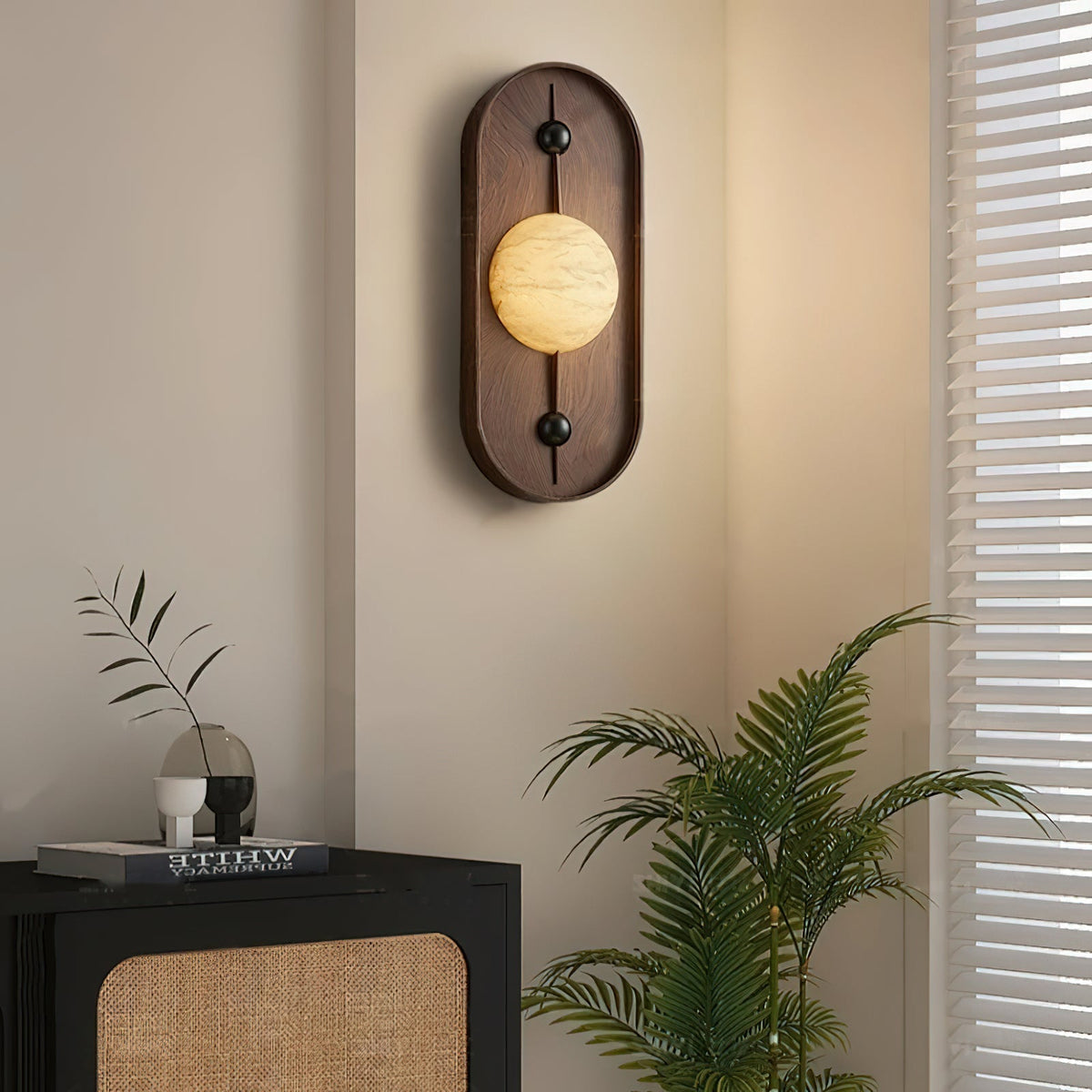 Lyvaran Oval albasten wandlamp van Walnoot