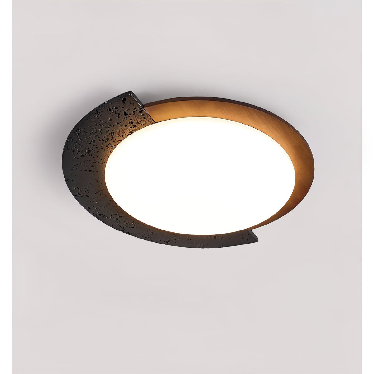 Taveira asymmetrische plafondlamp van zwarte travertin en donker walnoot