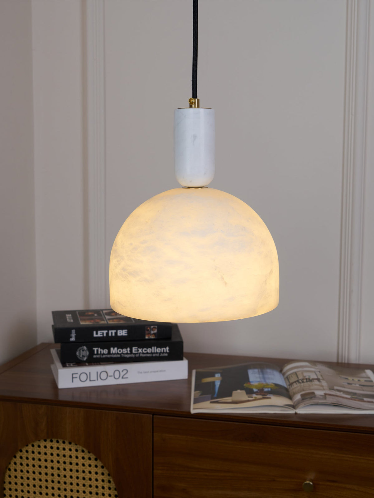 Leda minimalistische hanglamp in albast