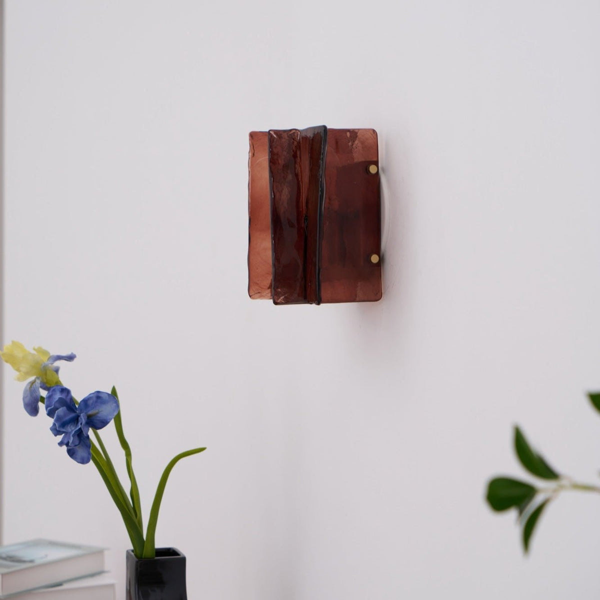 Erove wandlamp met glas Kunstwerk