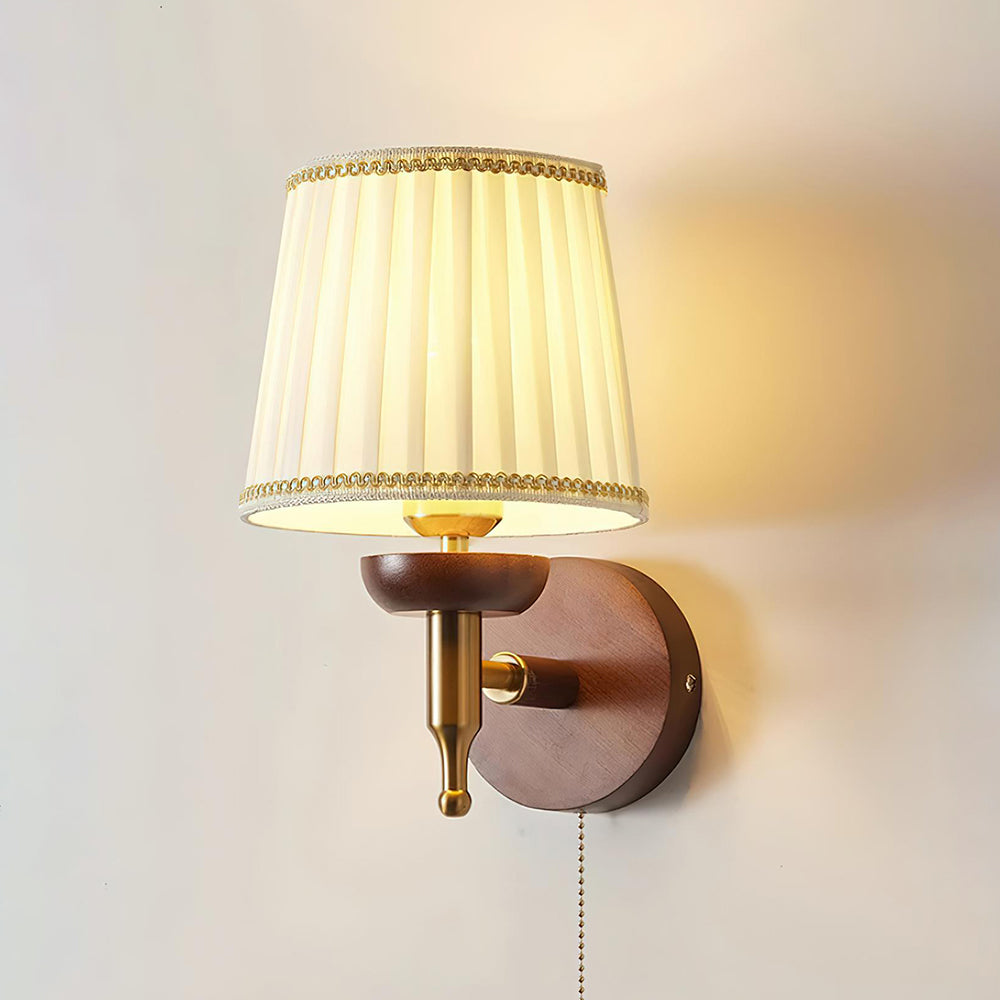 Blixen wandlamp Stoffen Kap Klassiek Goud Walnoot Slaapkamer