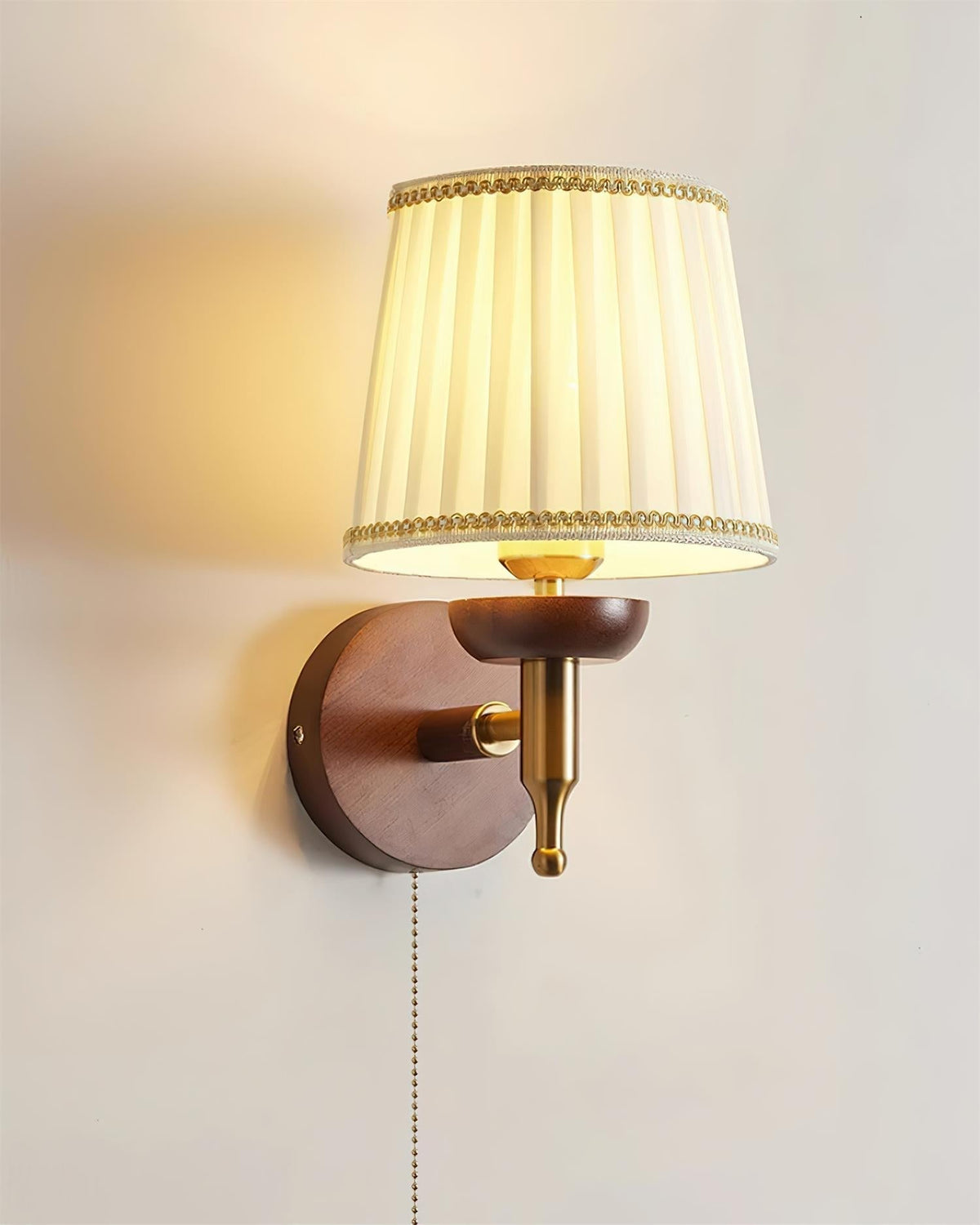 Blixen wandlamp Stoffen Kap Klassiek Goud Walnoot Slaapkamer