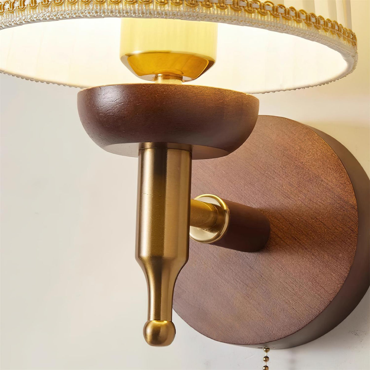Blixen wandlamp Stoffen Kap Klassiek Goud Walnoot Slaapkamer