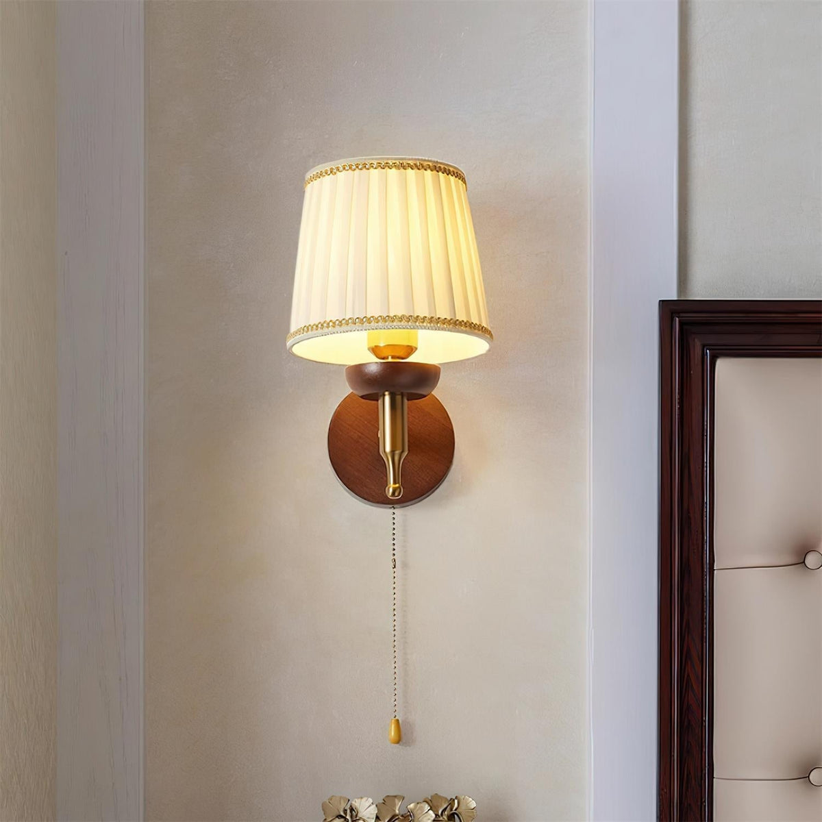 Blixen wandlamp Stoffen Kap Klassiek Goud Walnoot Slaapkamer