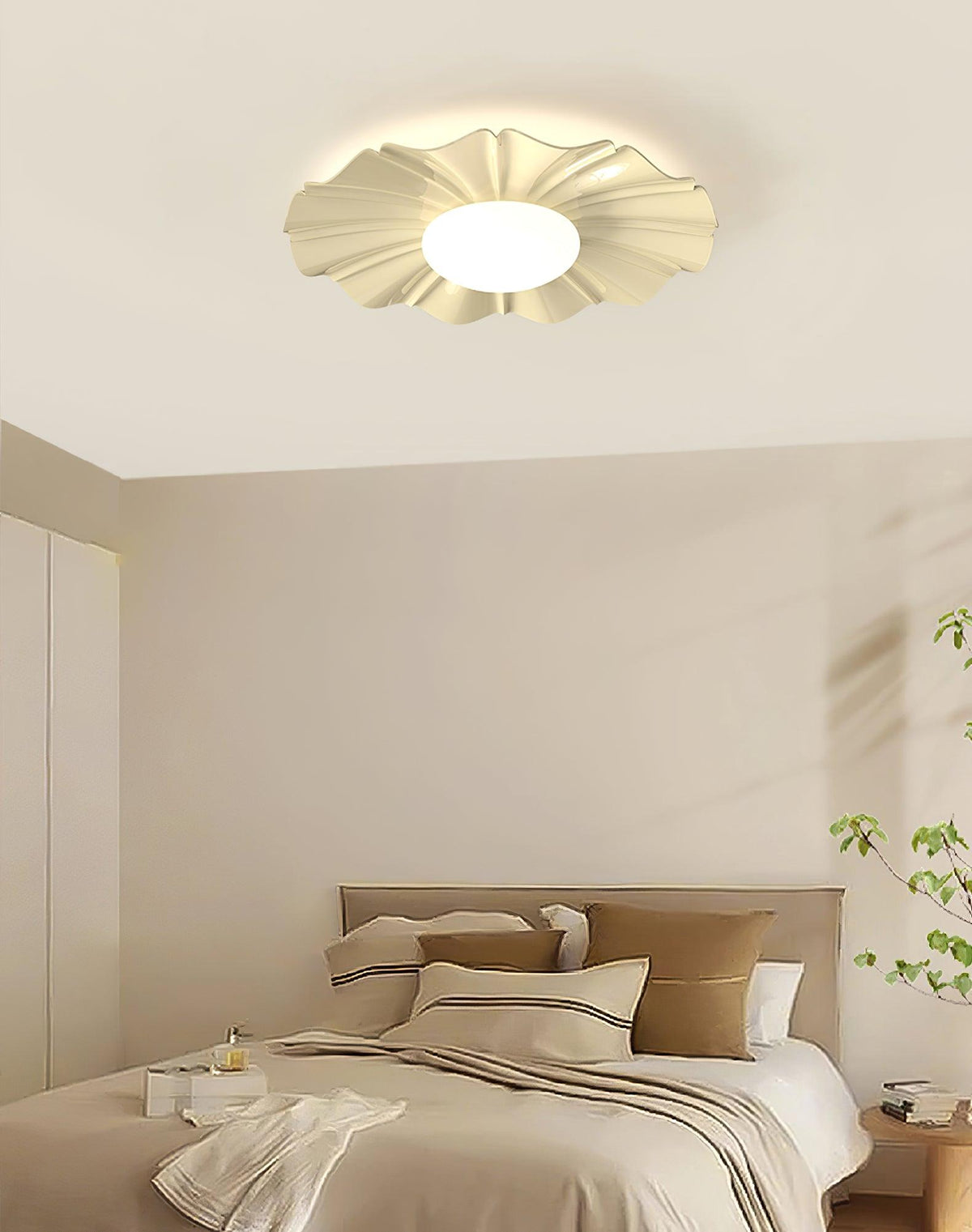 Oriiraya plafondlamp goudkleurig LED gevlokt voor slaapkamer