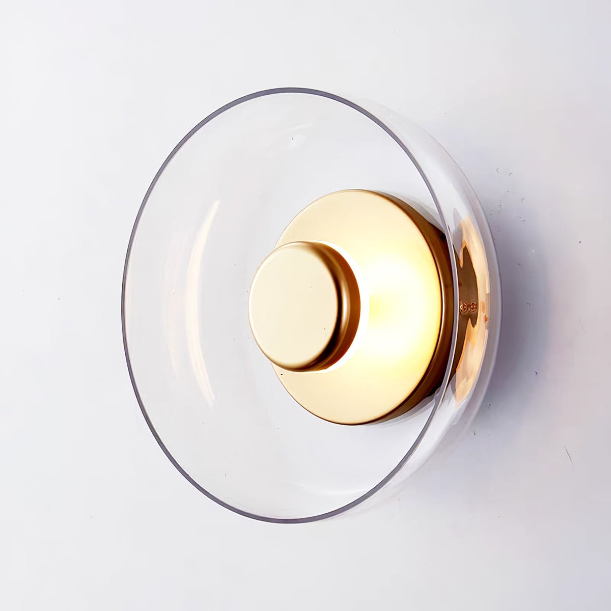Aether messing wandlamp met glazen kap