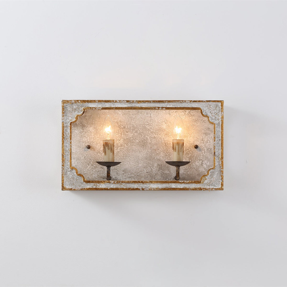 Orelararia wandlamp