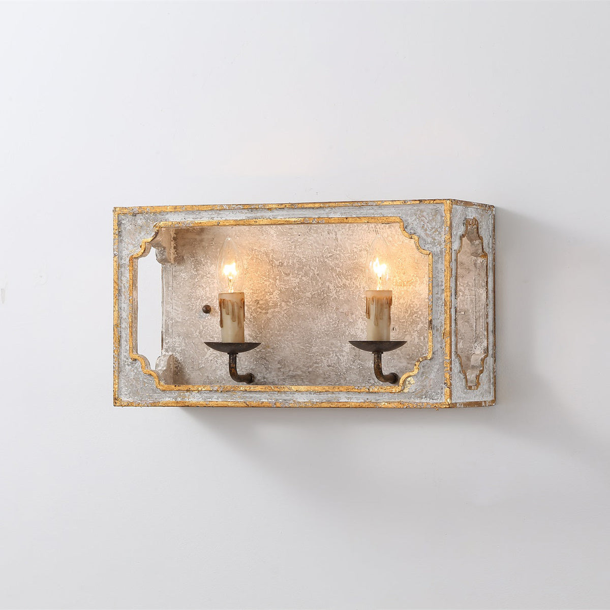 Orelararia wandlamp