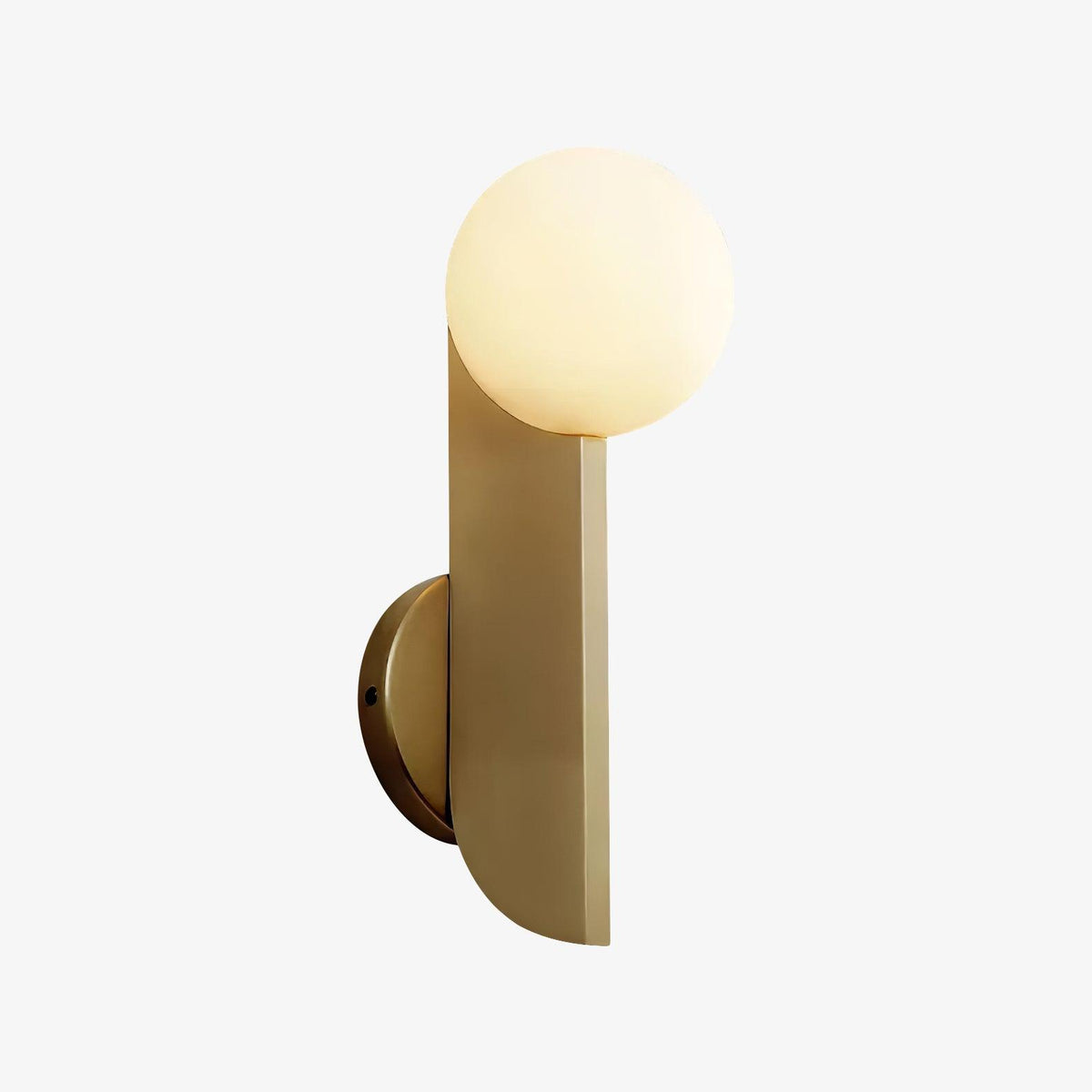 Liorarelle wandlamp met glazen bol en sculpturale vormgeving